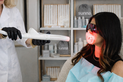 24kt LUXE Whitening Session 90-Minute Session